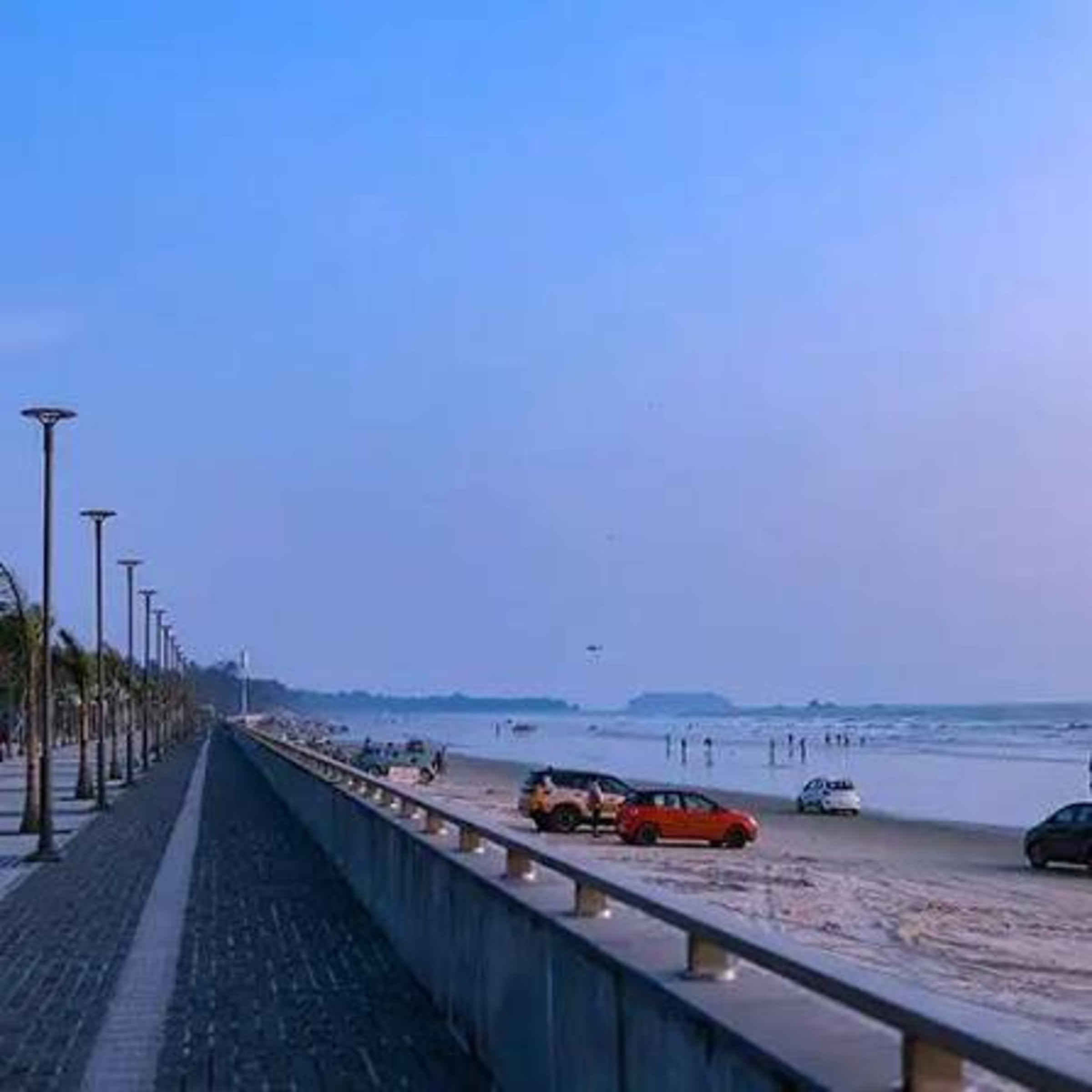 Playa Drive - in de Muzhappilangad