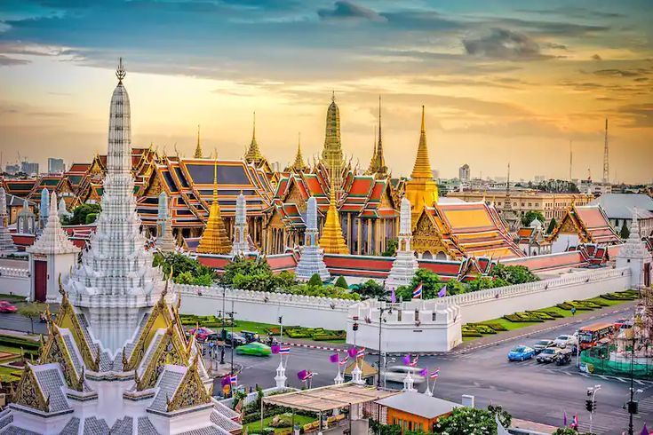 DAY 2 — BANGKOK GRAND PALACE & TEMPLES