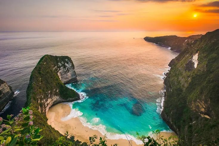 DAY 3 — UBUD → NUSA PENIDA