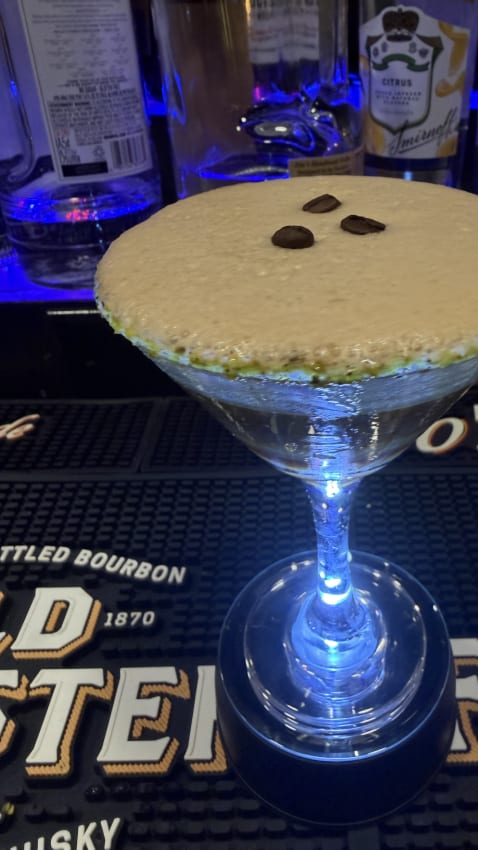 PISTACCHIO VELVET ESPRESSO MARTINI