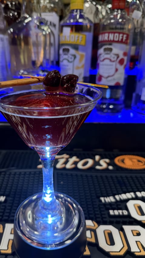 MAPLE BOURBON CABIN MANHATTAN