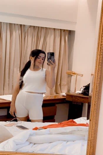 Girlfriend experience Mumbai- Escort in Mumbai Photos 2 of 3