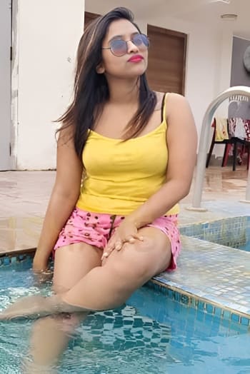 Cheap Model Escorts- Escort in Mumbai Photos 2 of 4