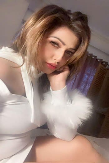 MASSAGE SPA Escort - Escort in Mumbai Photos 1 of 4