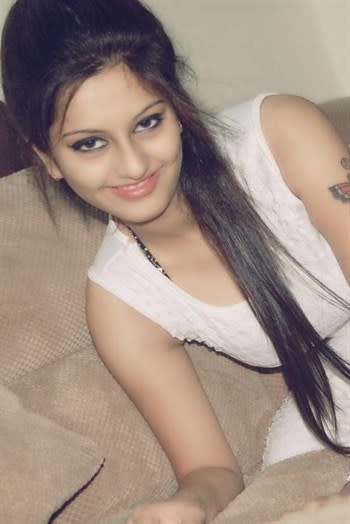 Queen of magic hand - Escorts in Mumbai Photo-3 of 4
