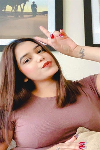Russian Call girl - Escorts in Mumbai Photo-3 of 4