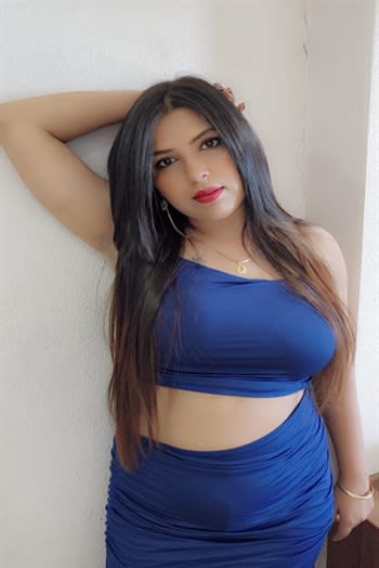 Charvi GENNUINE PREMIUM ESCORTS UNLIMITED FUN- Escorts in Mumbai Photo-2 of 4