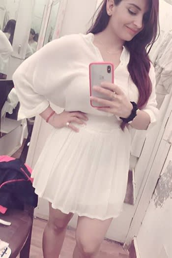 Mature escort- Escorts in Mumbai Photo-2 of 4