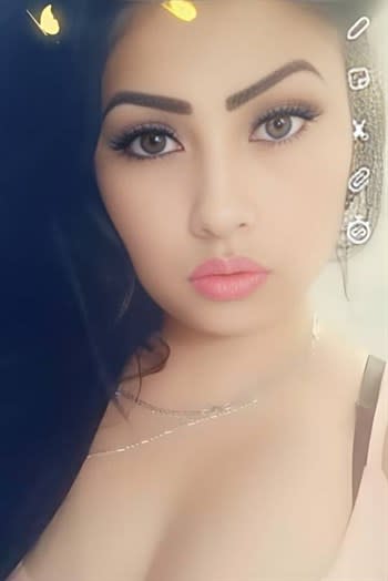 Hotel escort- Escorts in Mumbai Photo-2 of 4