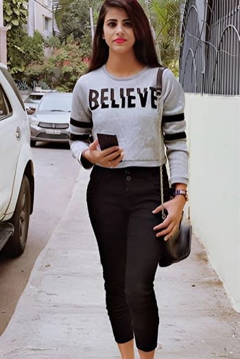 Hostel girl Escort- Escorts in Mumbai Photo-4 of 4
