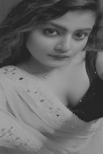 Find Indian Threesome Escorts in Mumbai in only 3000