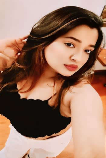 HJ | BJ expert -Escort in Mumbai Photos Photos 1 of 4