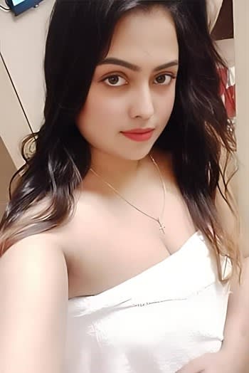 Whatsapp Sex chat -Escort in Mumbai Photos Photos 1 of 4