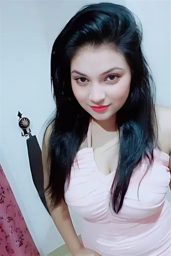 Bhabhi Call girl Krisha-Escort in Mumbai Photos Photos 1 of 4