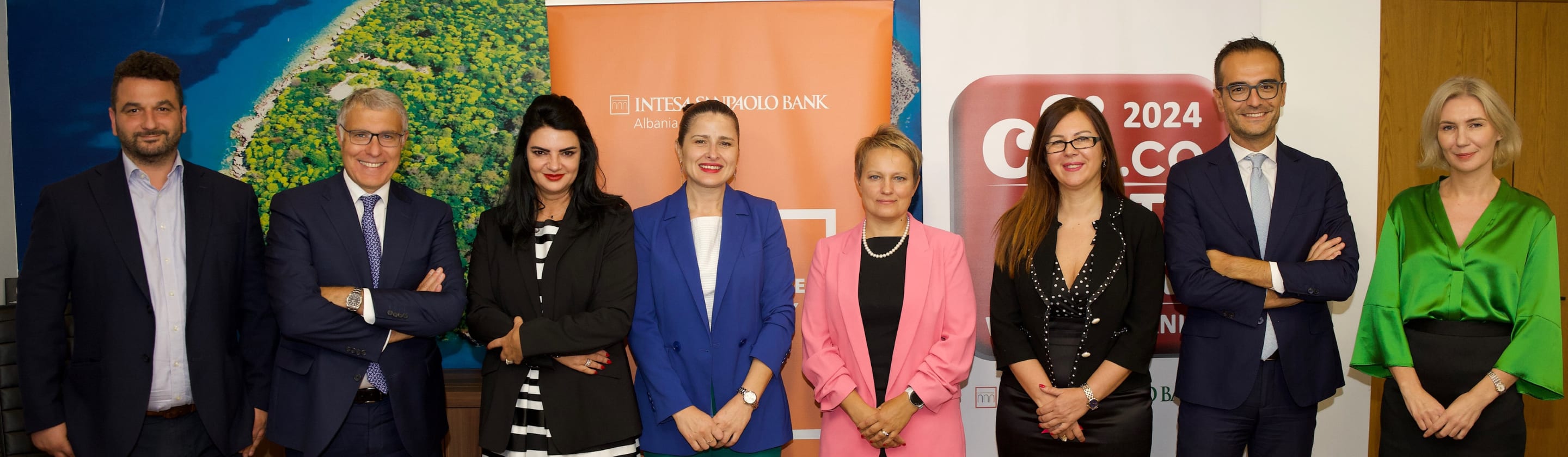 contract signing between EBRD & Intesa sanpaolo bank Albania