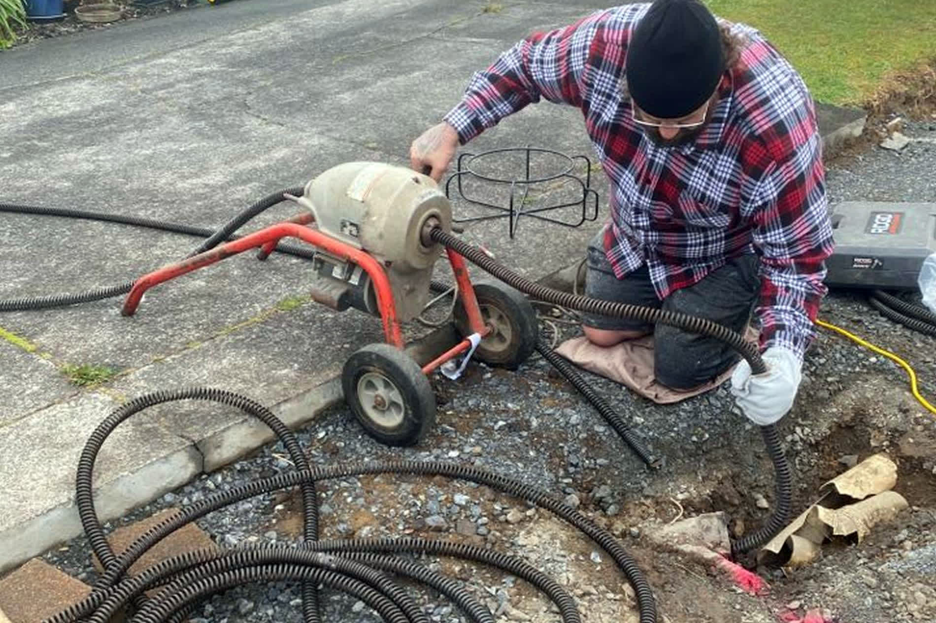 How Do Plumbers Unclog Drains