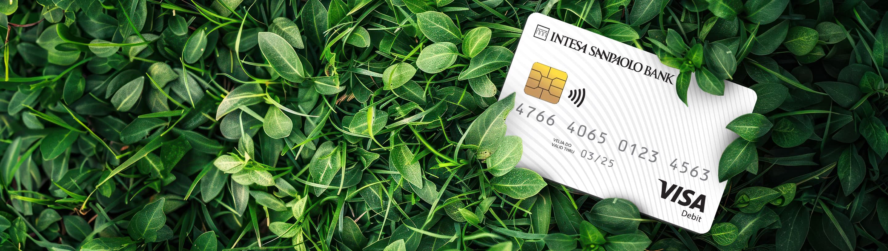 Slika prikazuje primer debetne kartice Activa Visa Inspire z novim dizajnom.