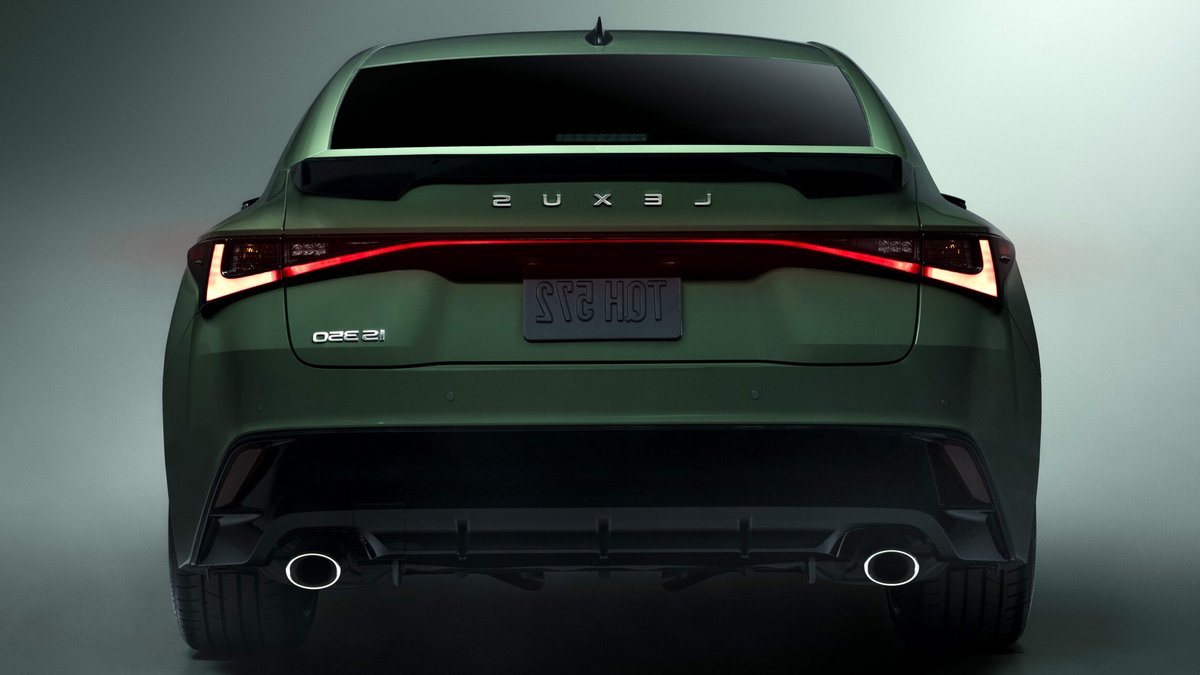 Lexus sells limited green V6 sports sedan Lexus sells limited green V6 sports sedan - green lexus