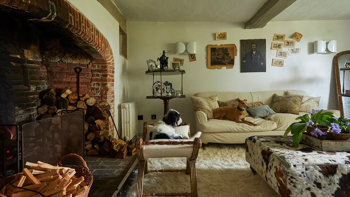 Burrowcore poised to dominate English homes this autumn Burrowcore poised to dominate English homes this autumn - burrowcore interior