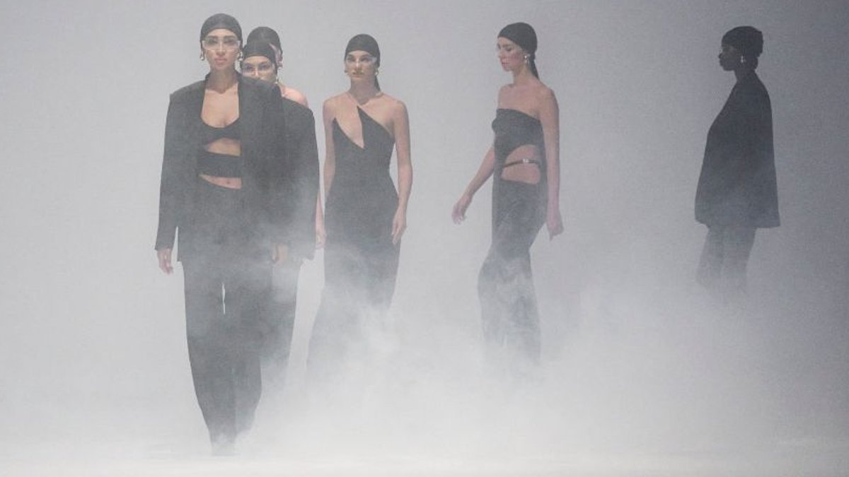 Dubai Hosts Fashion Week Autumn Winter Showcase Dubai Hosts Fashion Week Autumn Winter Showcase - dubai fashion