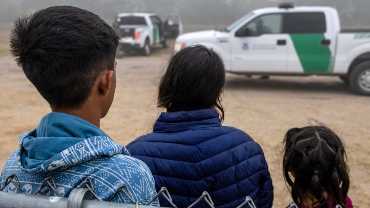 Attorneys Rally to Free Children in US Immigration Custody Attorneys Rally to Free Children in US Immigration Custody - us immigration custody