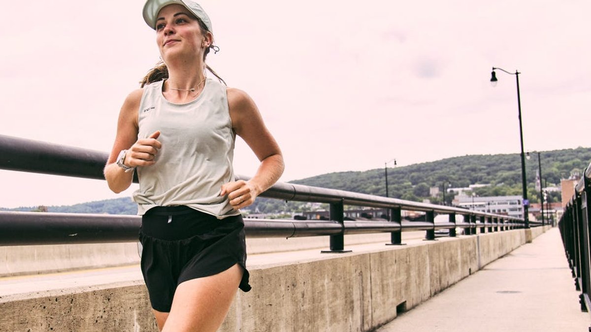 Runner Overcomes Training Obstacles to Set Record - running obstacles