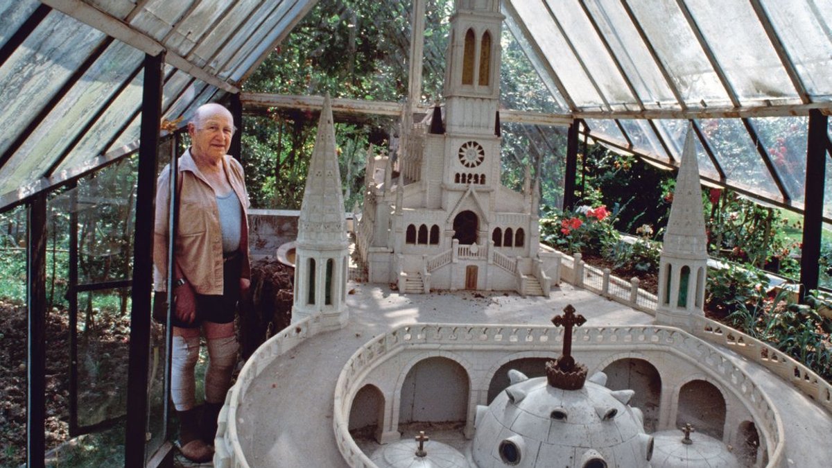 Francis David praises the outsider artist’s quiet genius Francis David praises the outsider artist’s quiet genius - outsider artists