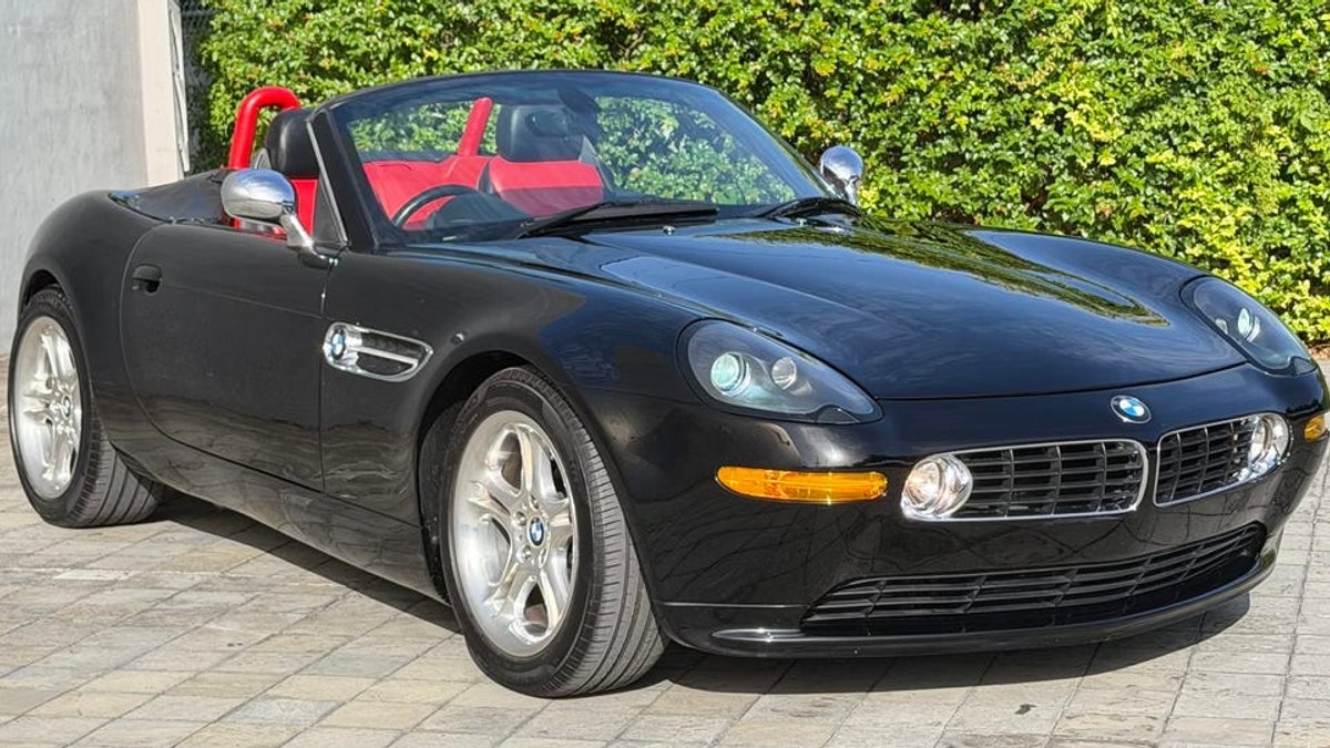 BMW Roadster on Bring a Trailer reveals surprising twist BMW Roadster on Bring a Trailer reveals surprising twist - bmw z8 replica