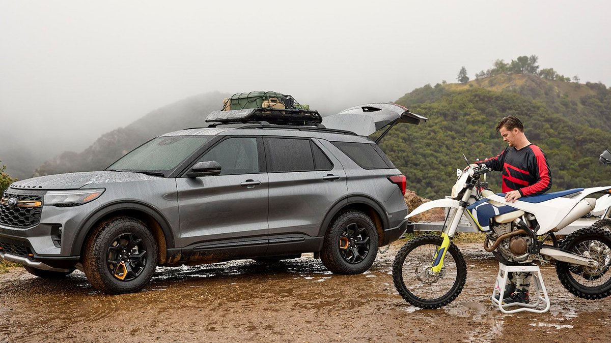 Ford Recalls 3,000 New Vehicles for Engine Failure - ford recall