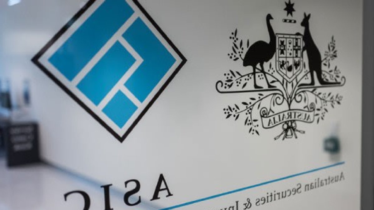 Former CEO banned after financial collapses Former CEO banned after financial collapses - asic ban