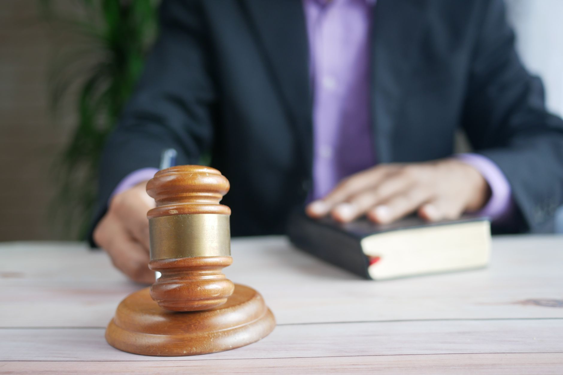Lawyer’s word blocks judge recusal bid