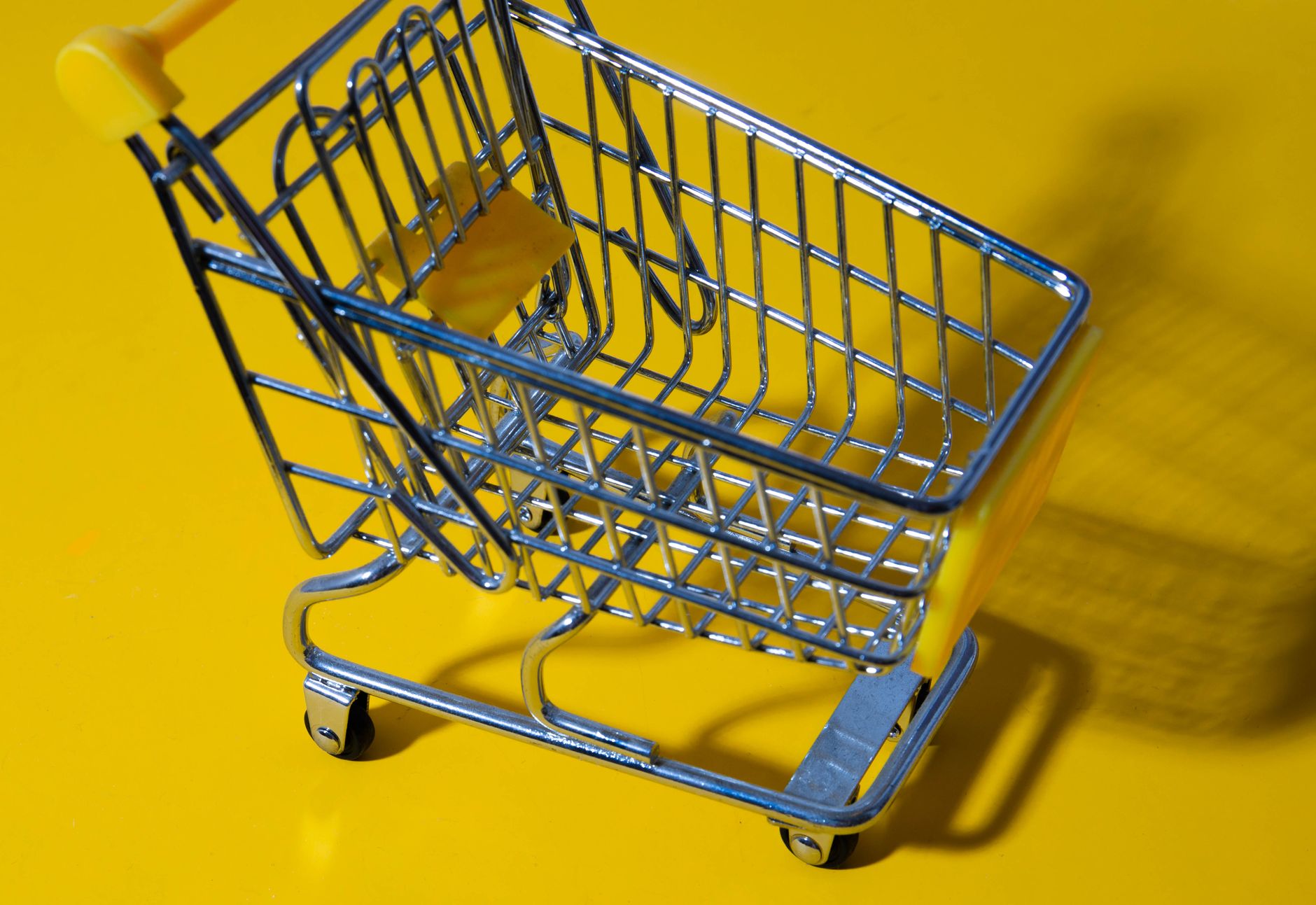 Embracing Change: How to Adapt Your E-Commerce Strategy