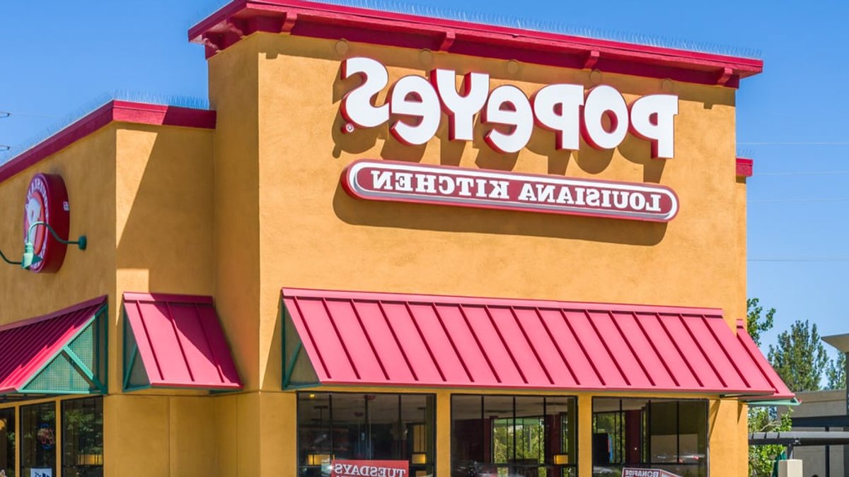Can Popeyes win back customers after the chicken wars - popeyes chicken