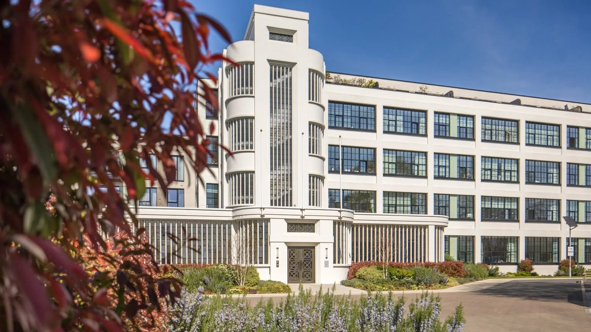 Barratt London wins WhatHouse Awards Barratt London wins WhatHouse Awards - barratt london