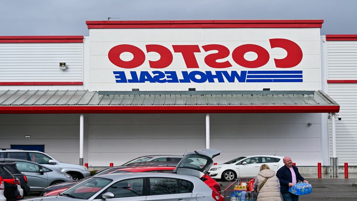 Cramer says he is avoiding Costco stock - costco stock