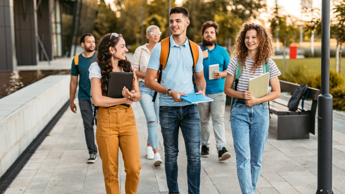 Advisors Struggle With Rising College Costs and Planning Advisors Struggle With Rising College Costs and Planning - rising college costs
