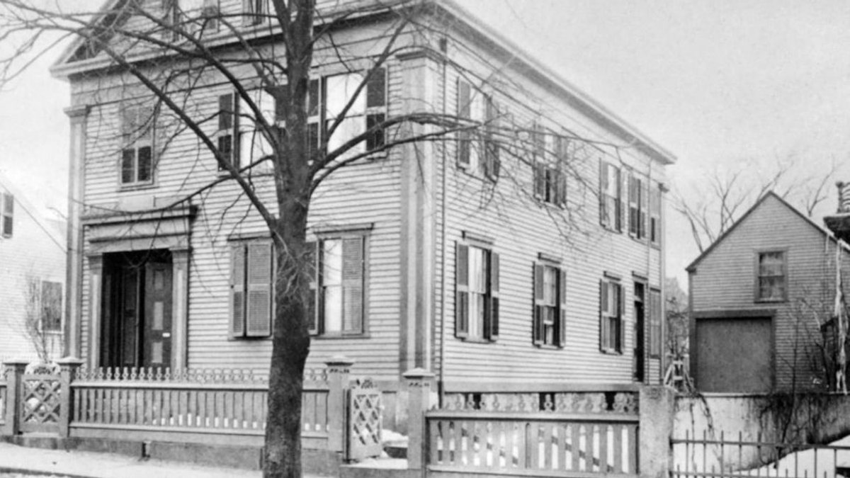 Ghost Adventures Opens Bed and Breakfast at Borden House - ghost adventures