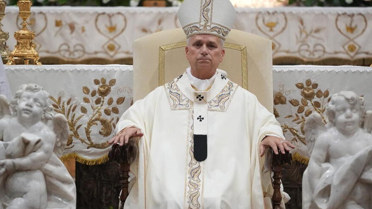 Pope Leo XIV Visits France Challenges Secular Policies Pope Leo XIV Visits France Challenges Secular Policies - pope leo xiv