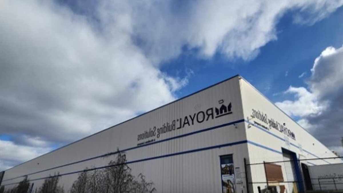 Zzen Group Buys Two Vaughan Industrial Buildings for $115M Zzen Group Buys Two Vaughan Industrial Buildings for $115M - industrial acquisition