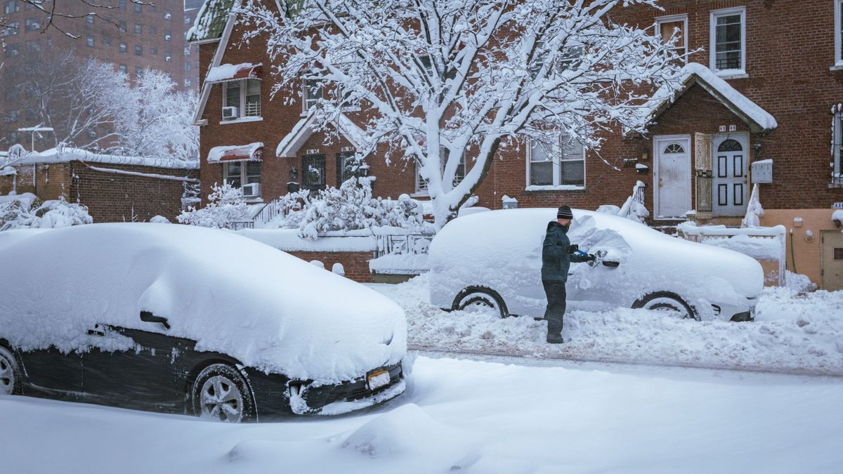 Northeast US braces for powerful storm Northeast US braces for powerful storm - northeast storm