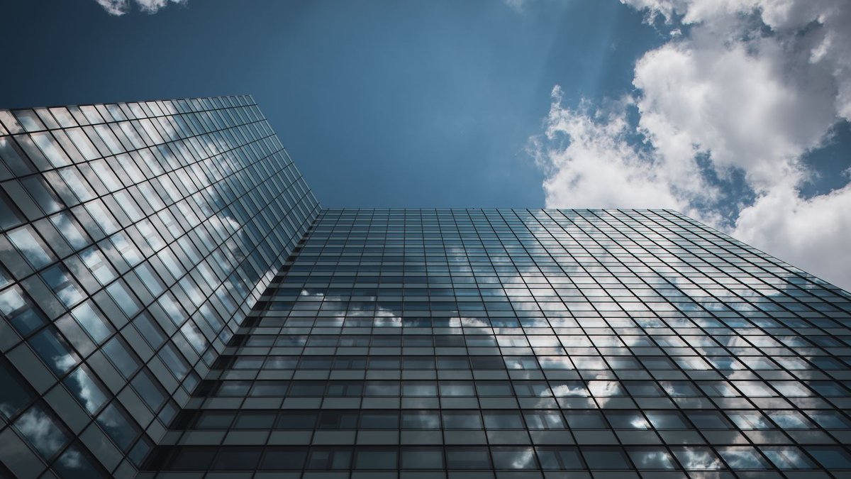 UK regulators tighten oversight of major cloud providers - cloud providers oversight