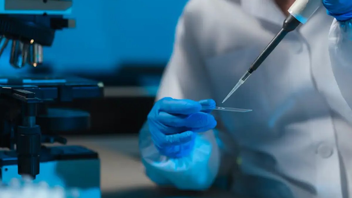 Biomarker testing explains cancer results Biomarker testing explains cancer results - cancer biomarker