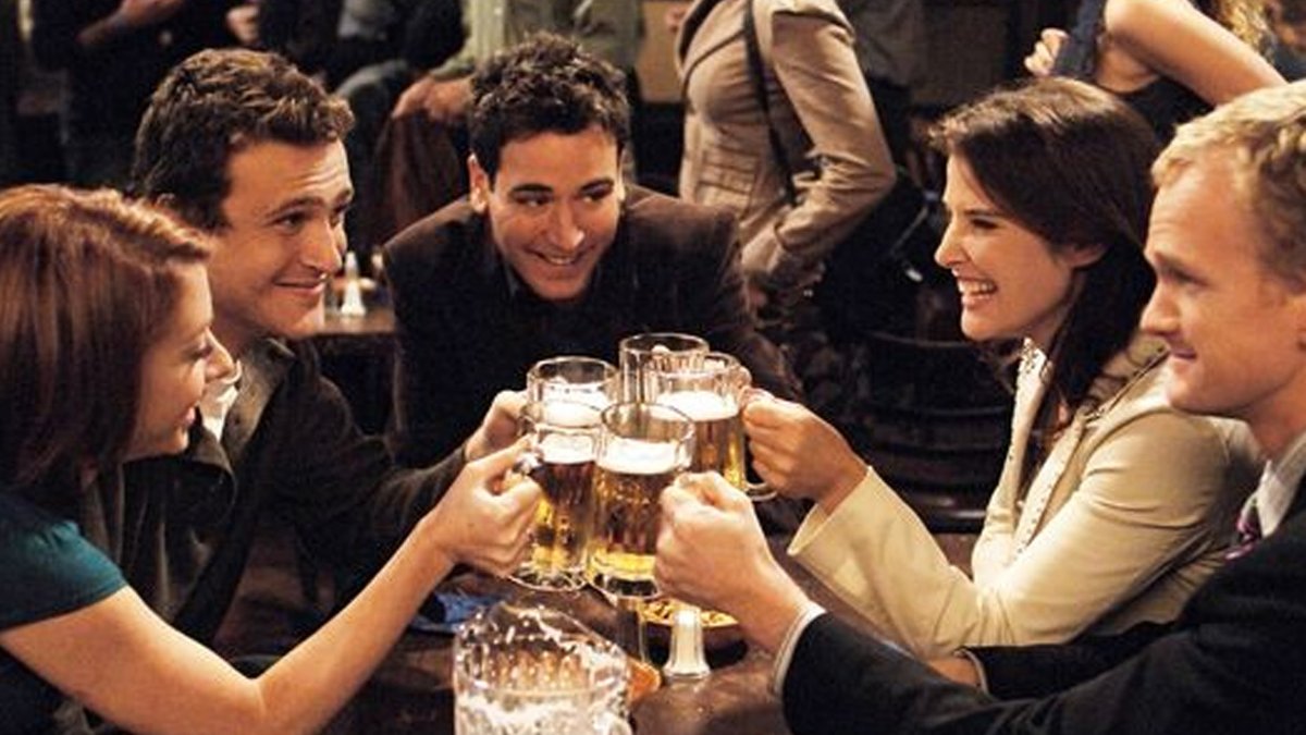 Sydney eases outdoor drinking rules