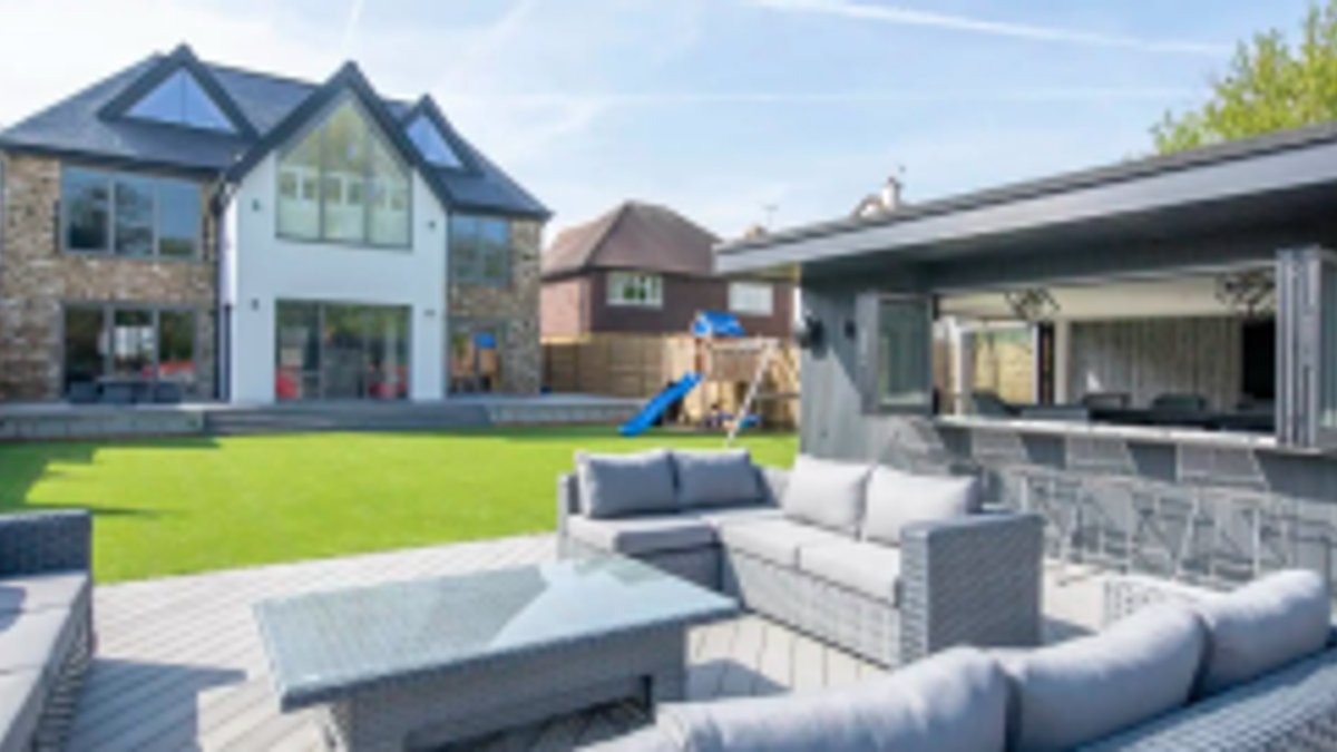 Homeowners Favor Full-Height Glazing and Slim Doors - full height glazing