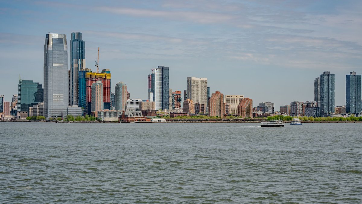 Breathtaking view of the New York City skyline captured from across the river.