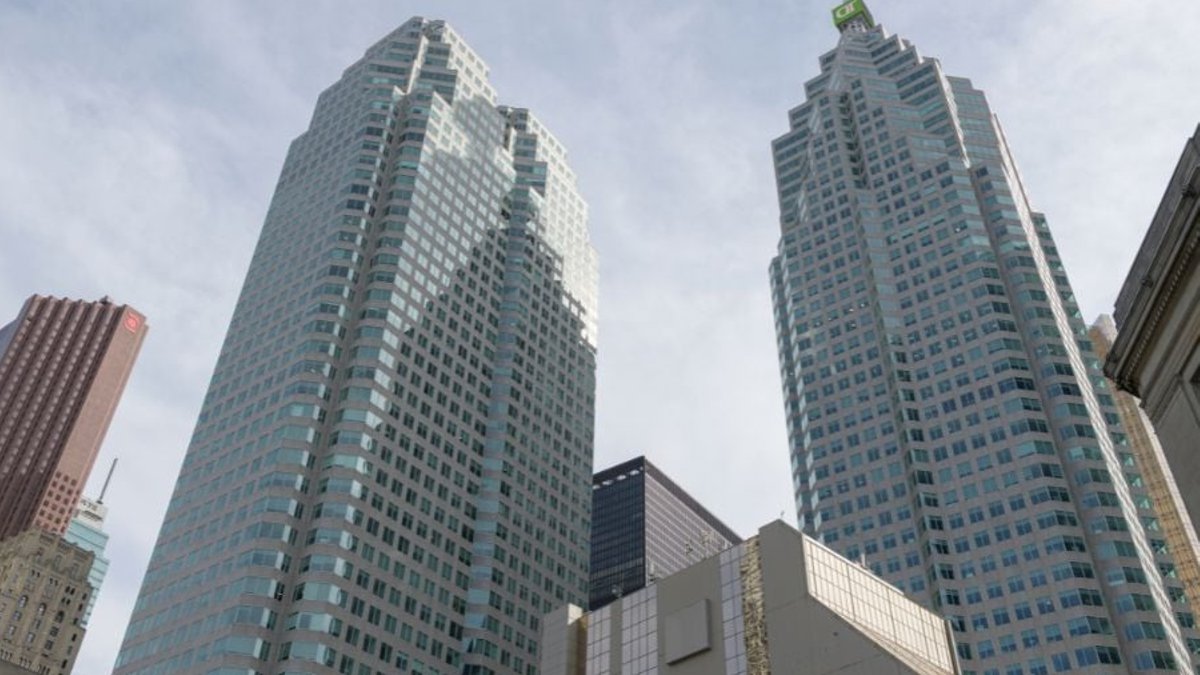Canada office vacancy rate slips to 13 percent - office vacancy