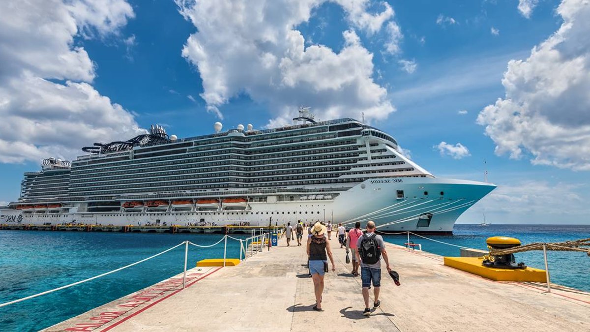 Cruise Savvy: Expert Tips to Slash Holiday Costs Cruise Savvy: Expert Tips to Slash Holiday Costs - cruise savvy