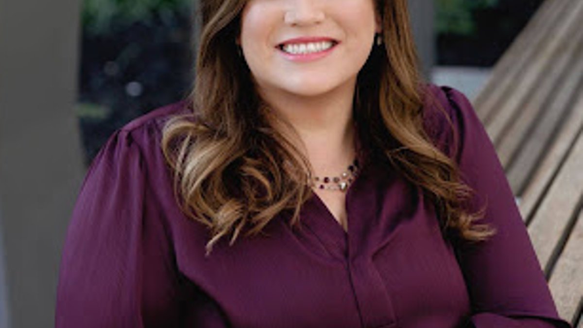 Financial planner shifts focus from wealth to life choices - financial planner life choices