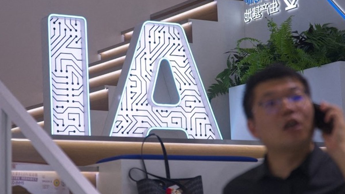 China Exports Surge as AI 'Worms' Threat Warned China Exports Surge as AI 'Worms' Threat Warned - china exports surge