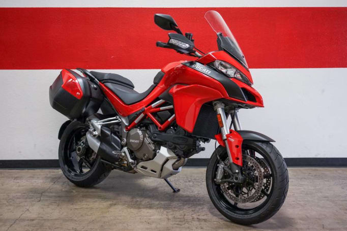 Persuasivo distorsión Mamut Alquilar Ducati Multistrada 1200 en Italia | Alquiler de motocicletas en  Italia. Alquila BMW, Honda, Yamaha, Moto Guzzi y otras motocicletas con  nosotros.